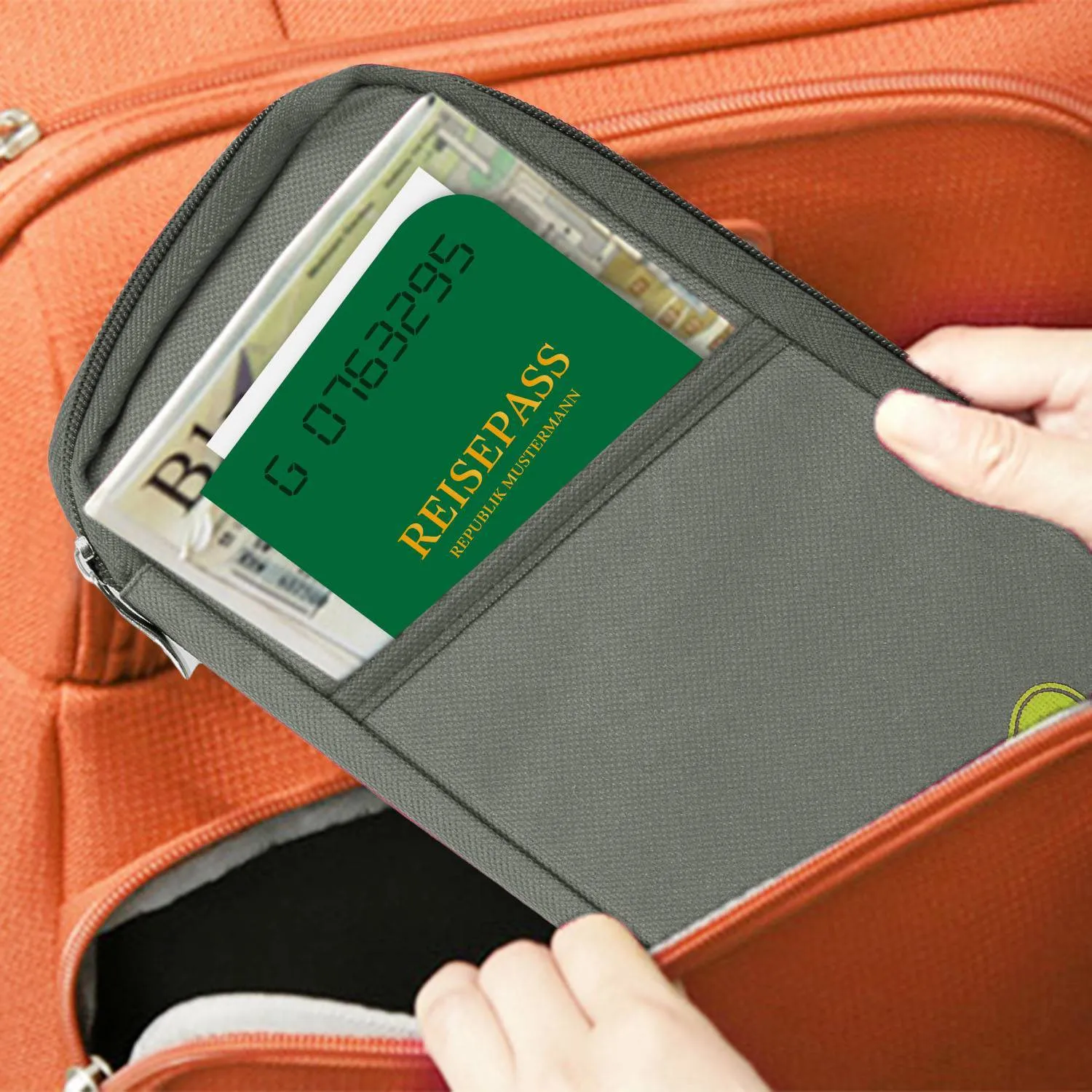 12 Pocket Travel Passport Wallet