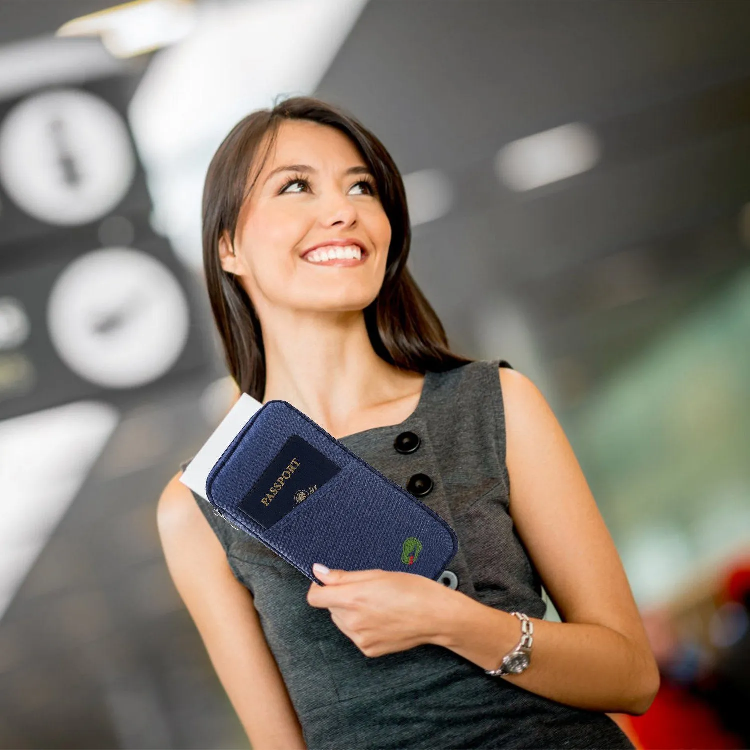 12 Pocket Travel Passport Wallet
