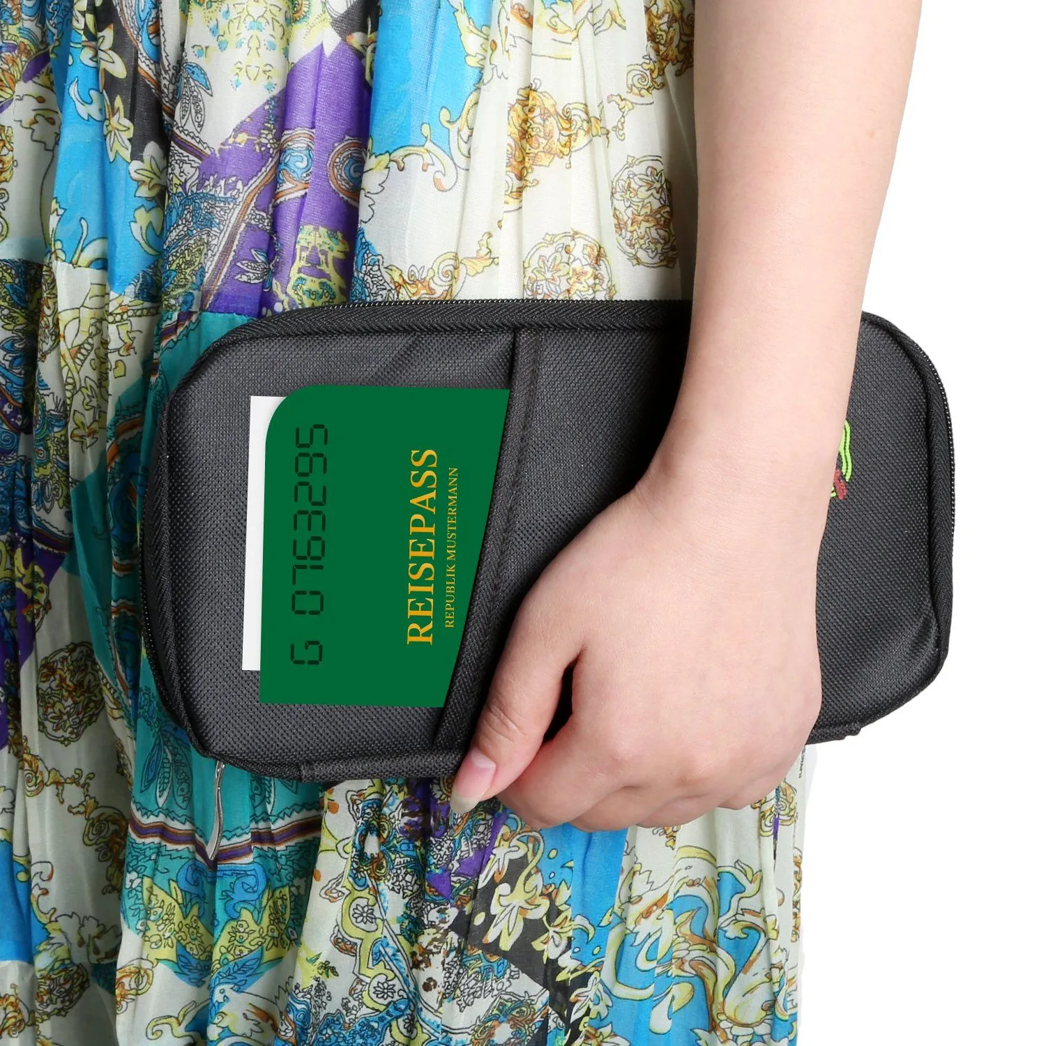12 Pocket Travel Passport Wallet