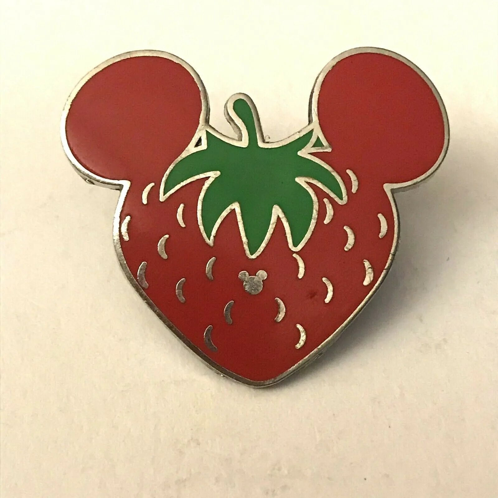 2008 Disney WDW Hidden Mickey Fruit Strawberry Pin Rare W4