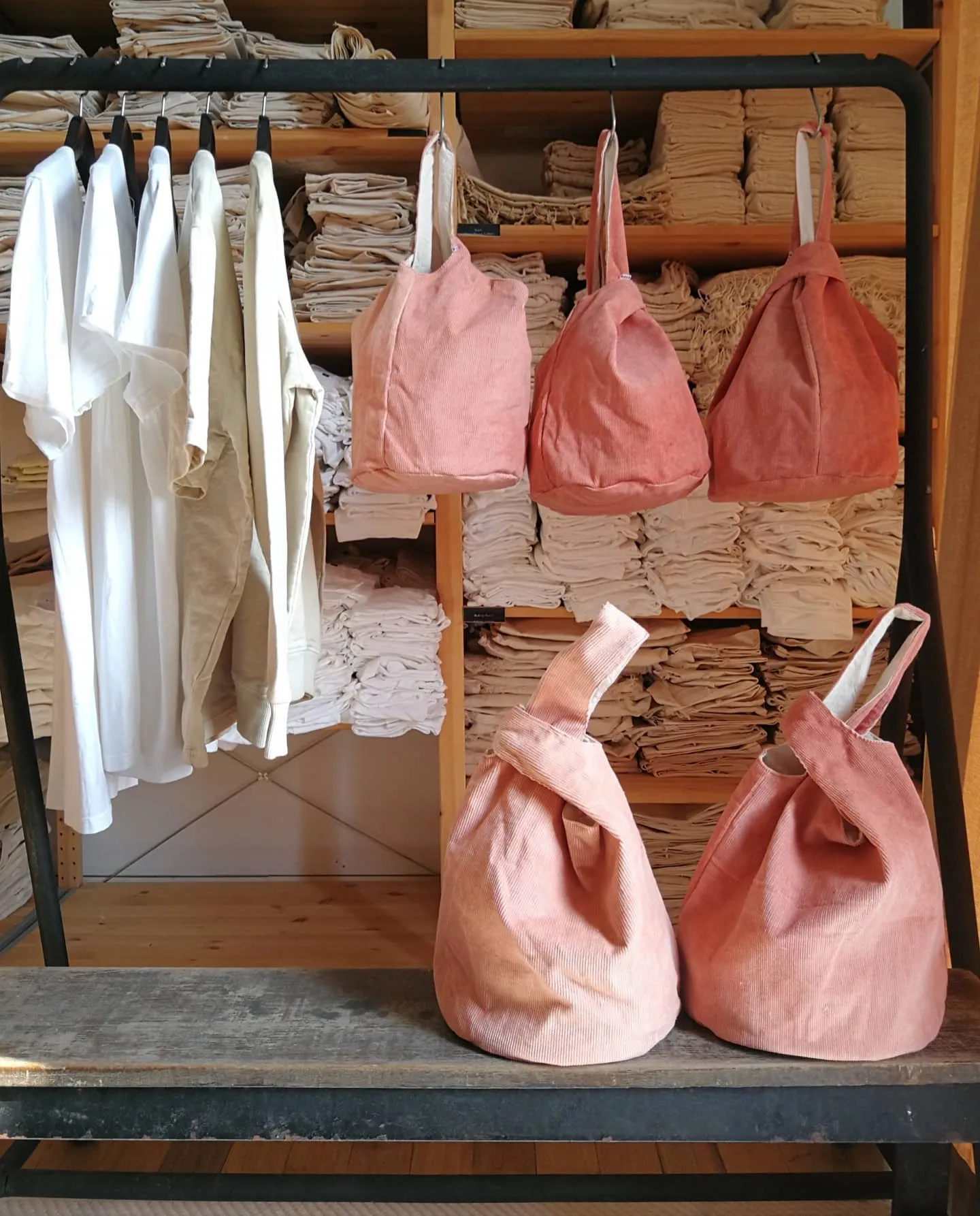 CORDUROY KNOT BAG
