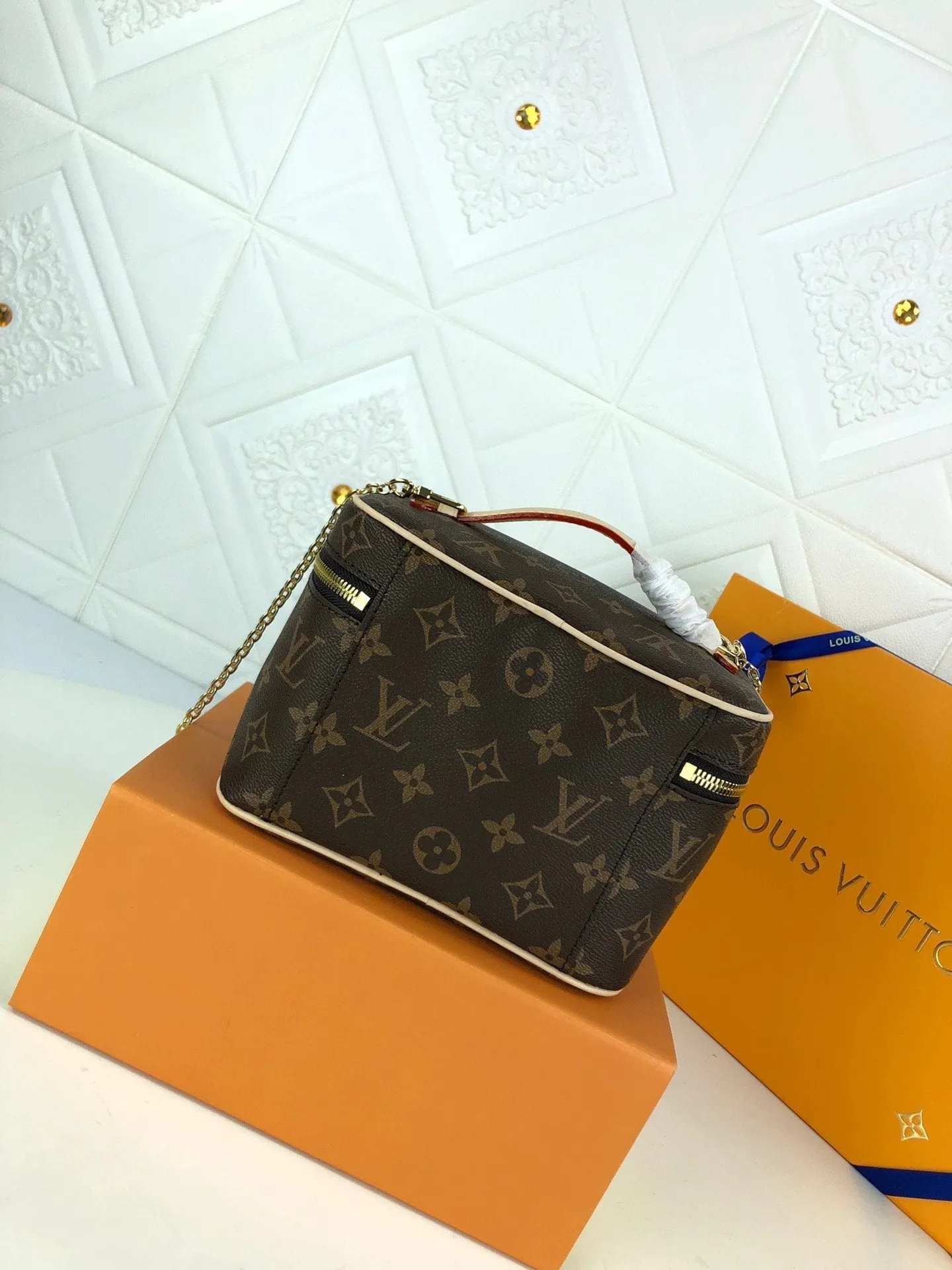 Designer Handbags LN 025