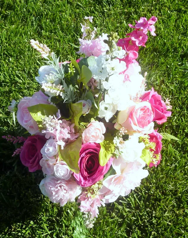 Fuchsia, Pink and white, upright cemetery spray