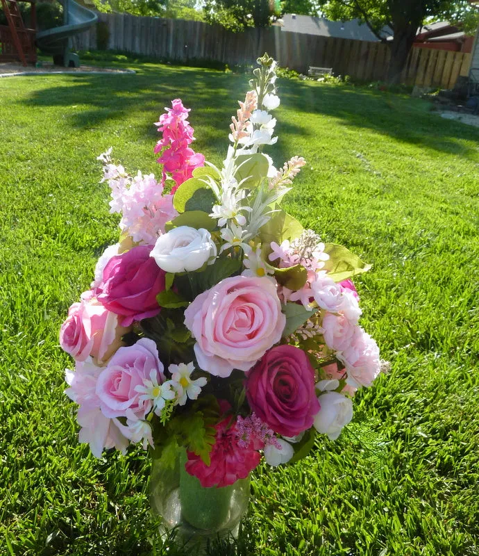 Fuchsia, Pink and white, upright cemetery spray