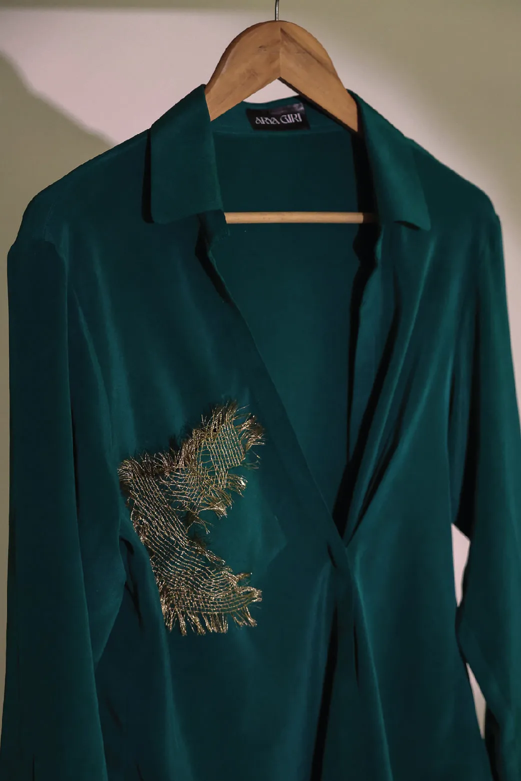 hidden zari shirt