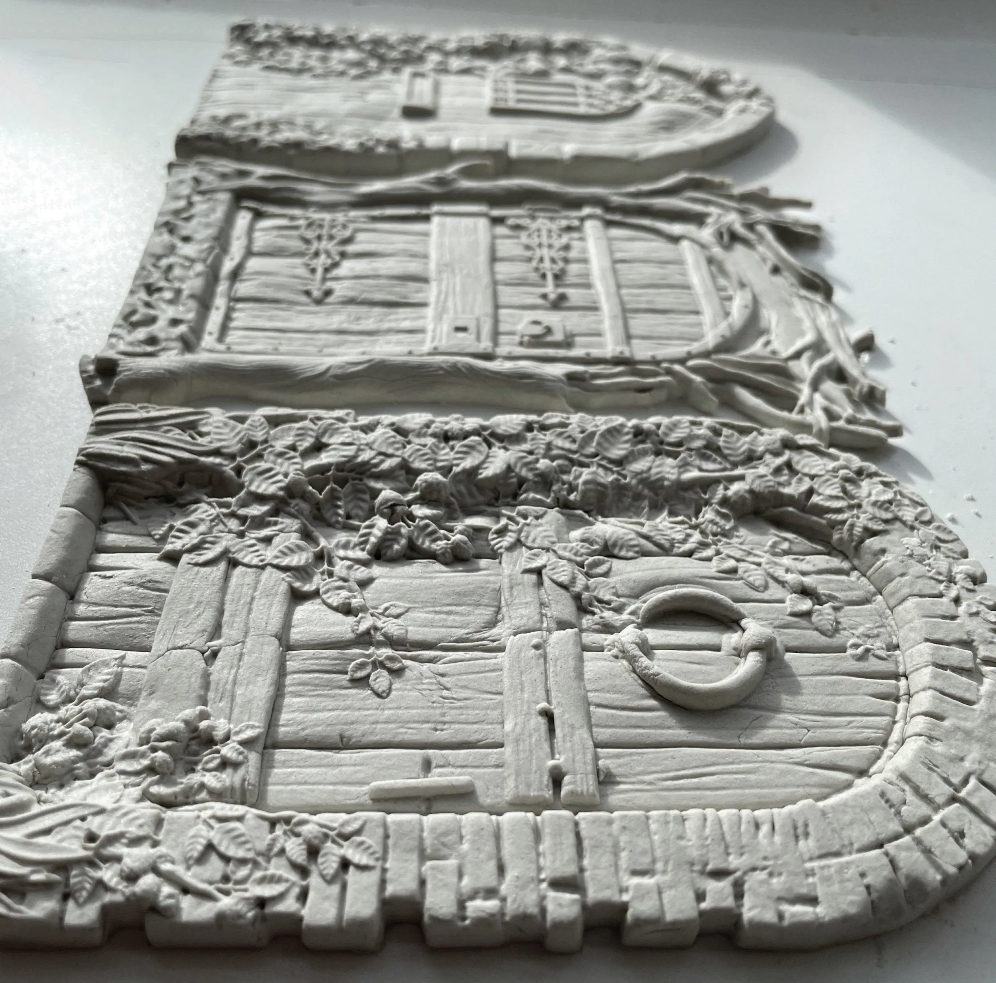 IOD - HIDDEN HOLLOW 6X10 DECOR MOULD™