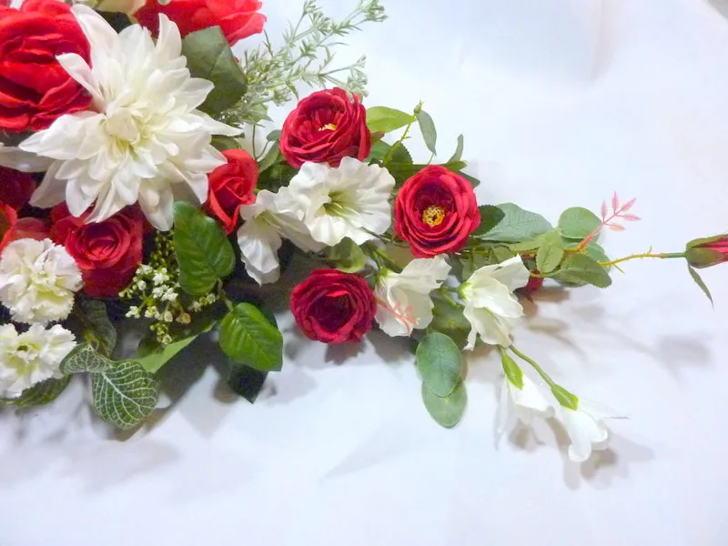 Memorial flowers in Red and White