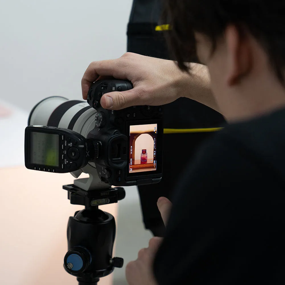 Pink Photography Styling Prop Square Acrylic Mirror 22cm x 22cm for Flat Lays (DEMO STOCK)