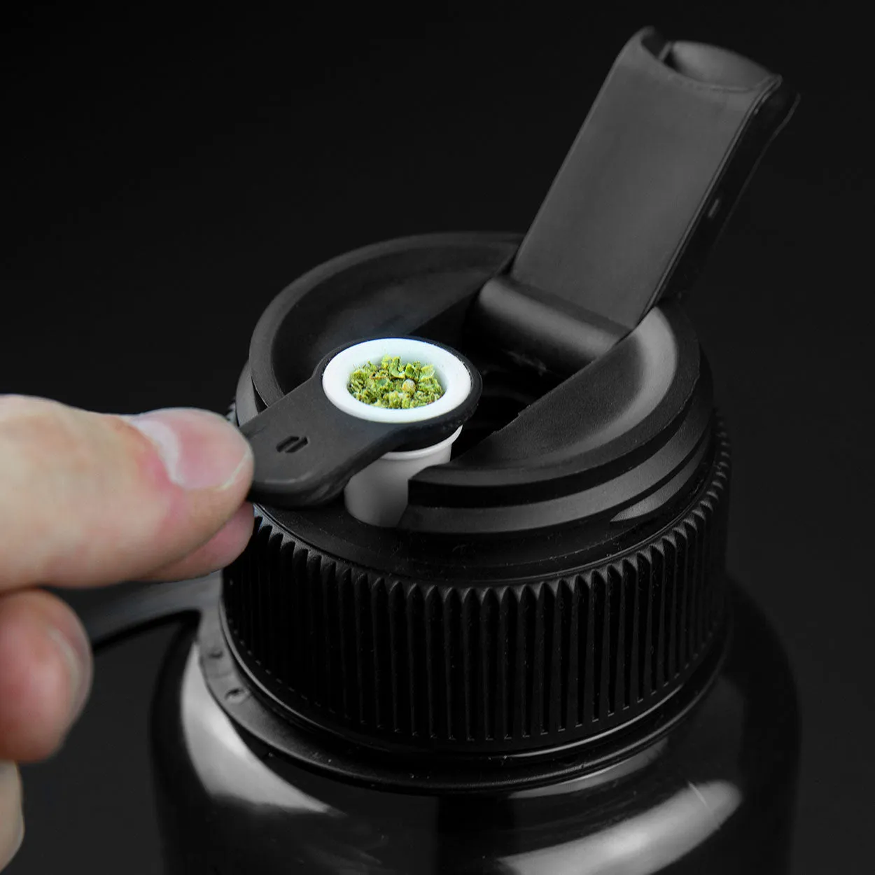 Puffco Budsy Water Bottle Bong