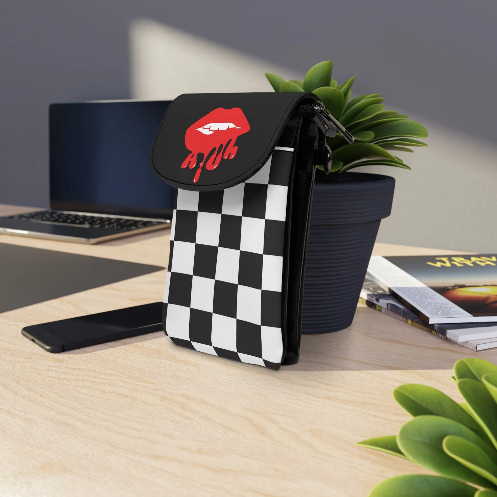 the 'sorry, no room for ur sh*t' purse - kiss this
