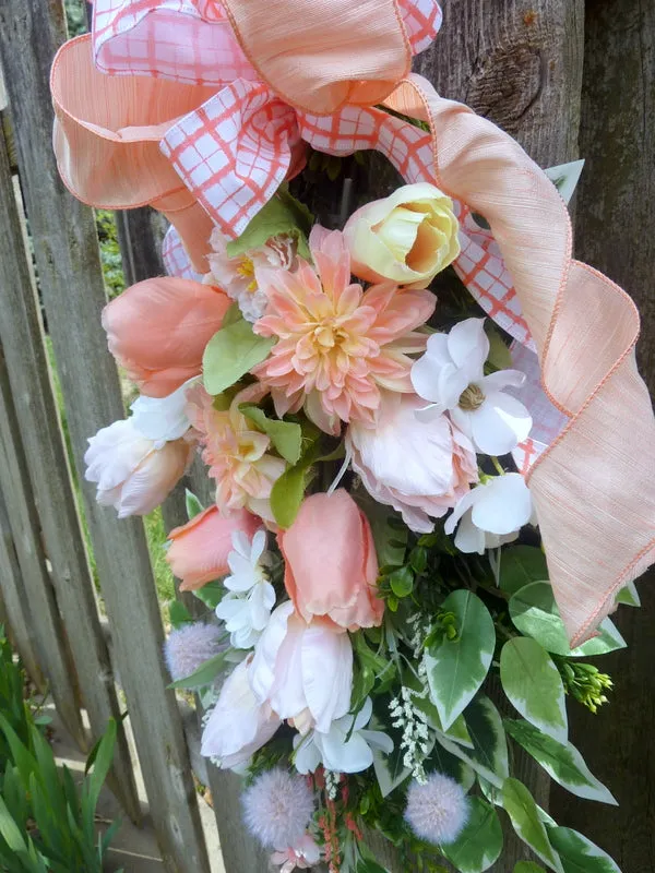 Tulip door swag, peach tulip swag