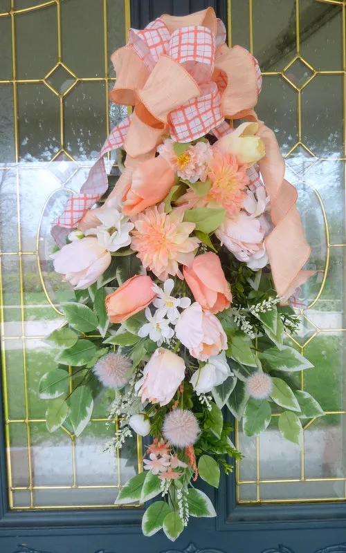 Tulip door swag, peach tulip swag