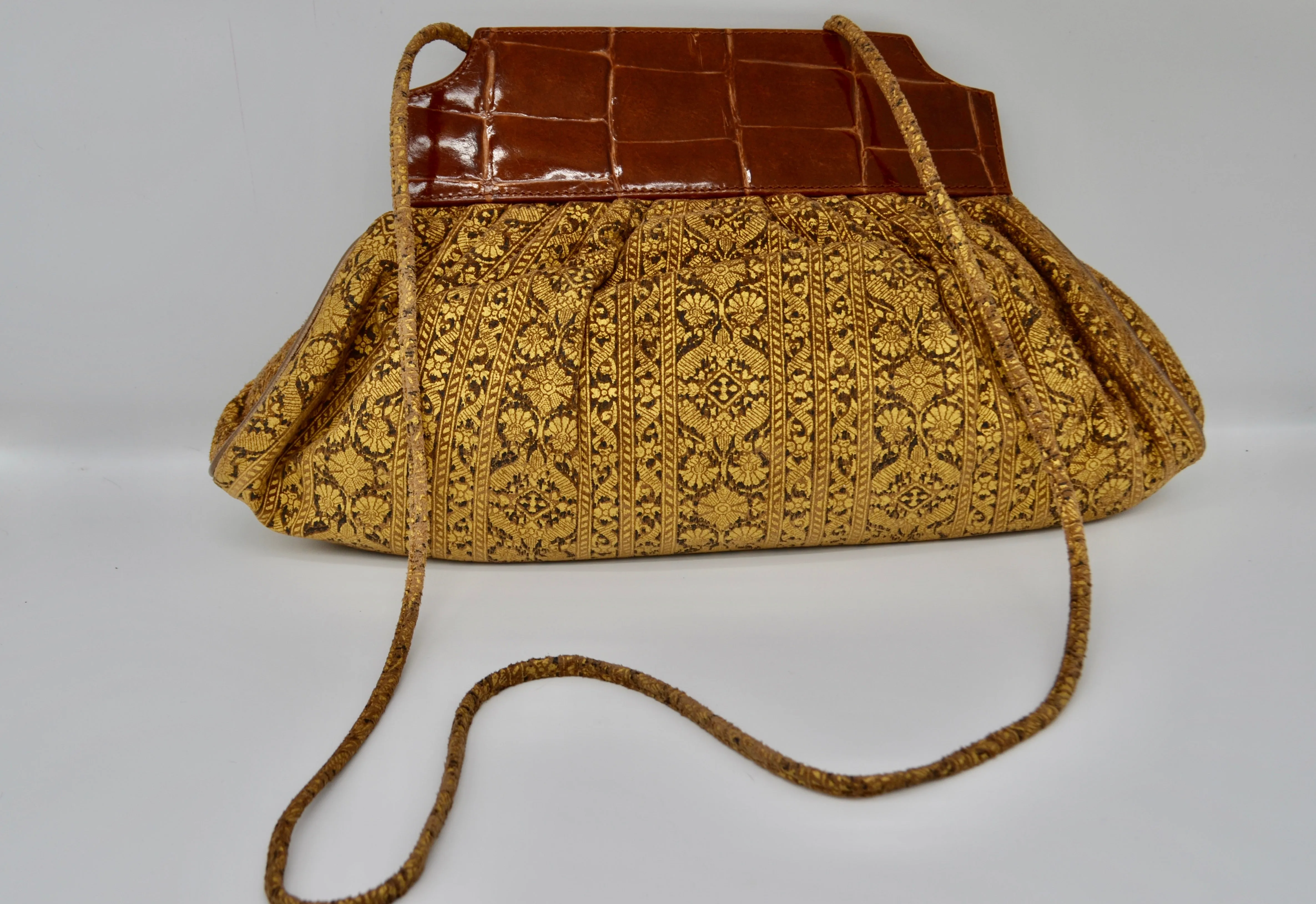 Vintage 80’s “BRACCIALINI” Upholstery Fabric Medallion Leather Shoulder Clutch Bag Made in Italy